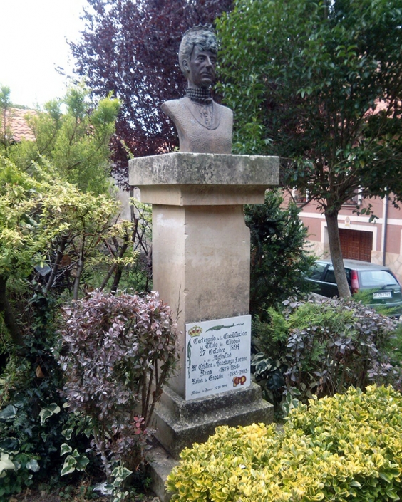 Busto en bronce. Mª Cristina de Habsburgos Lorena. Medina Pomar, Burgos.
