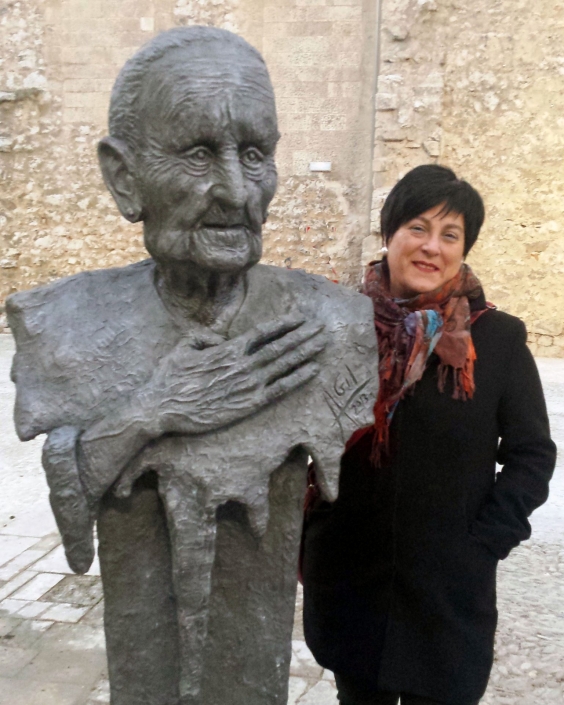 Escultura de cemento especial.Una historia en la piel.Particular