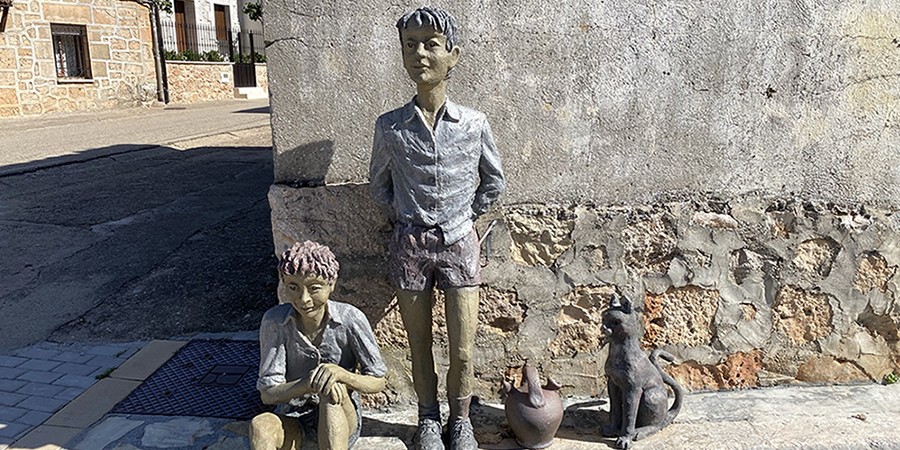 Niños del pilón Escultura. Niños del pilón
