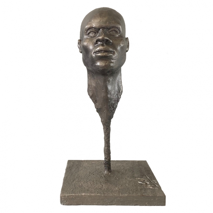 escultura busto joven africano frente