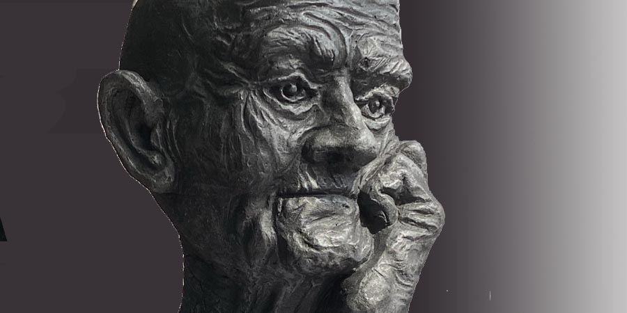 Exposición casa de Europa en Burgos. Busto en bronce