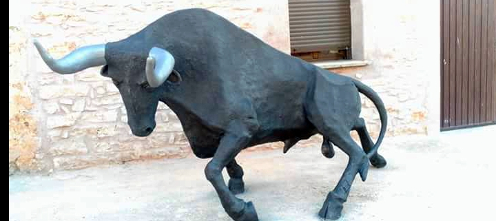 Escultura Toro