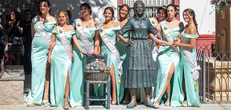 Escultura hortelana de Valdeganga. 2022 Inauguración escultura hortelana de Valdeganga. Albacete.